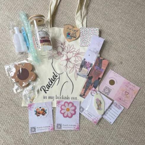 BookTok merch UK, Reading gifts UK