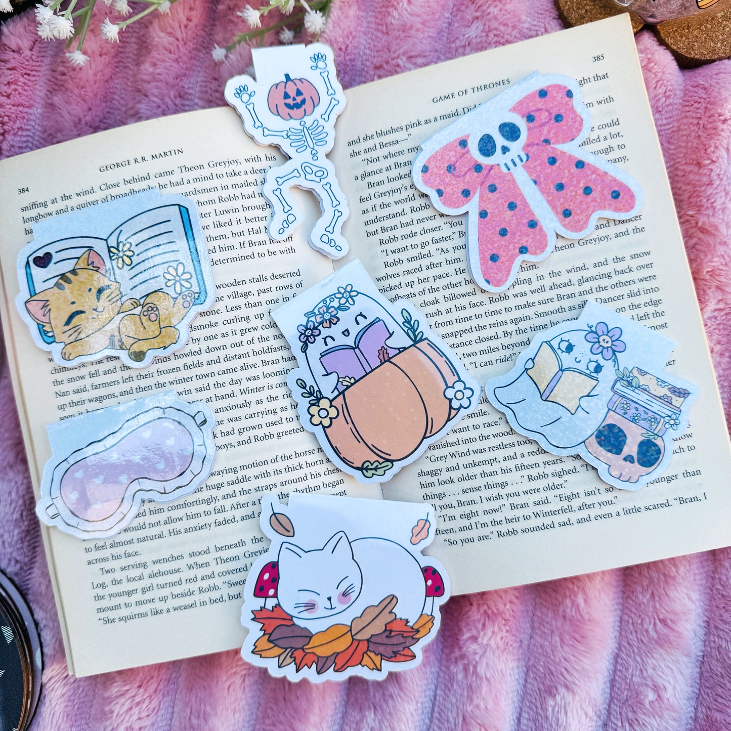 Spooky Cute Boo Girly Reading Book Cozy Vibes Magnetic bookmark for book lovers