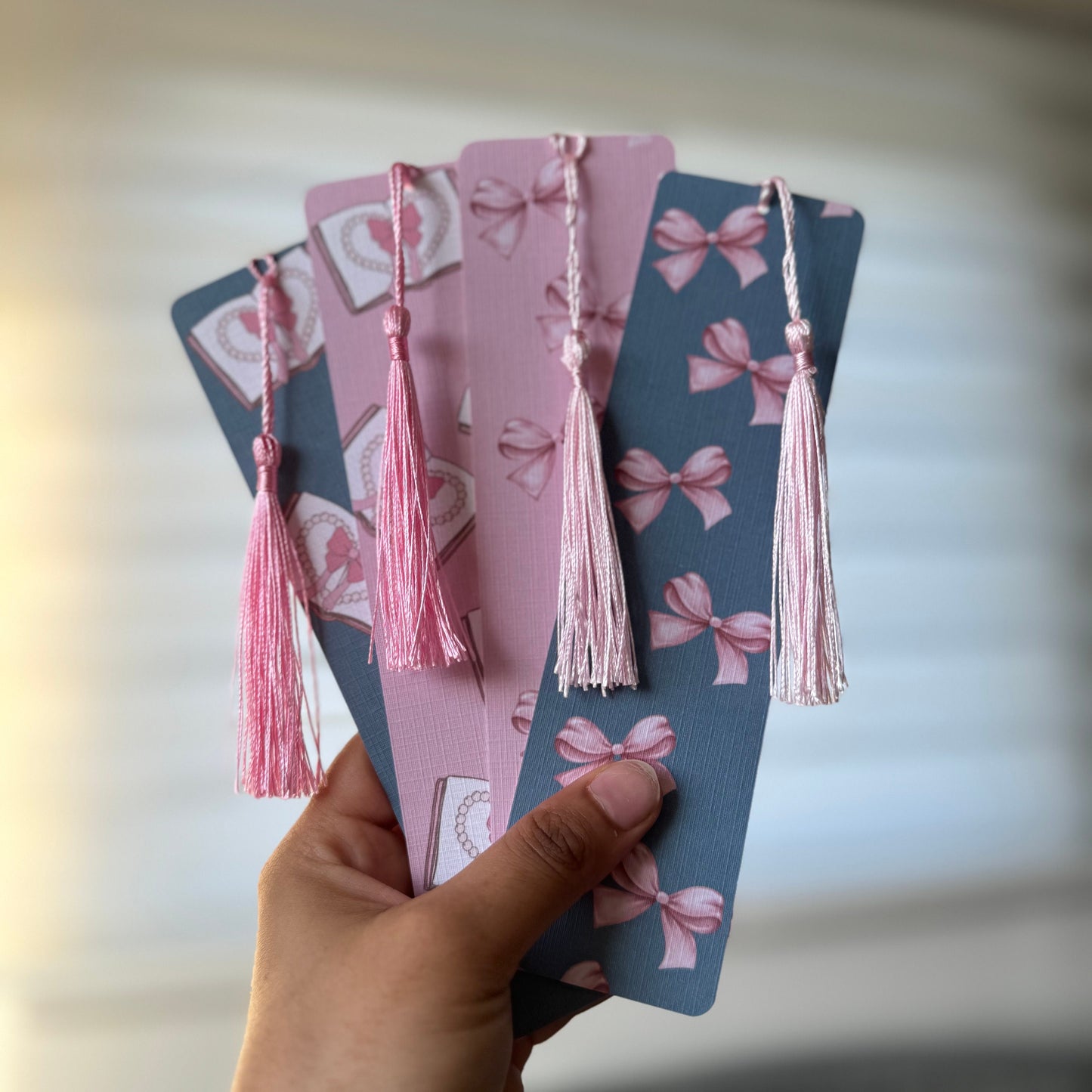 Bow Bookmark for Book Lovers , set of 4 Linen Bookmark, Aesthetic Girly Bookish Bow bookmark, Pink bows bookmark
