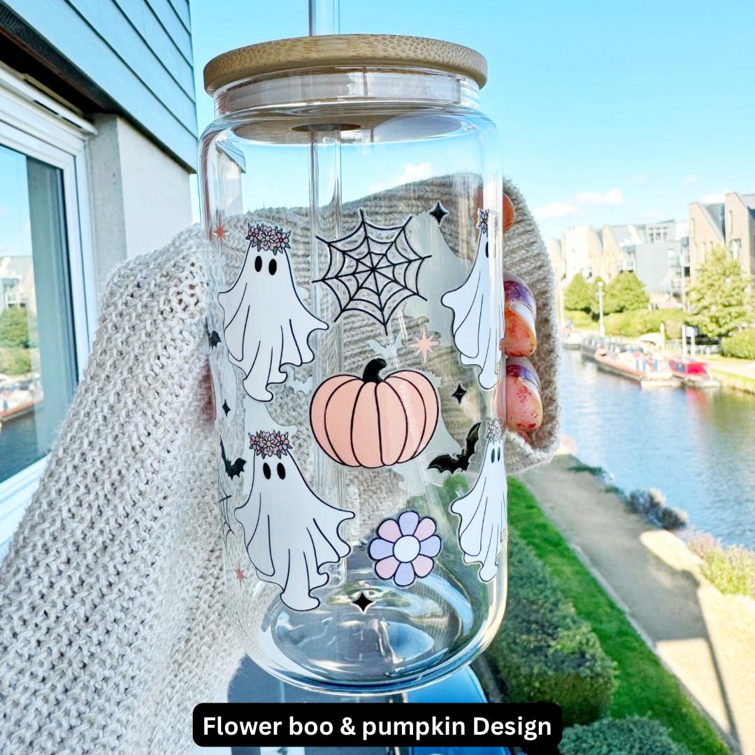 Spooky Boo and Daisy Book Lover Iced Coffee Can Glass, 16oz Beer Can Glass with Bamboo Lid and Glass Straw , Ghost Bookish Cup
