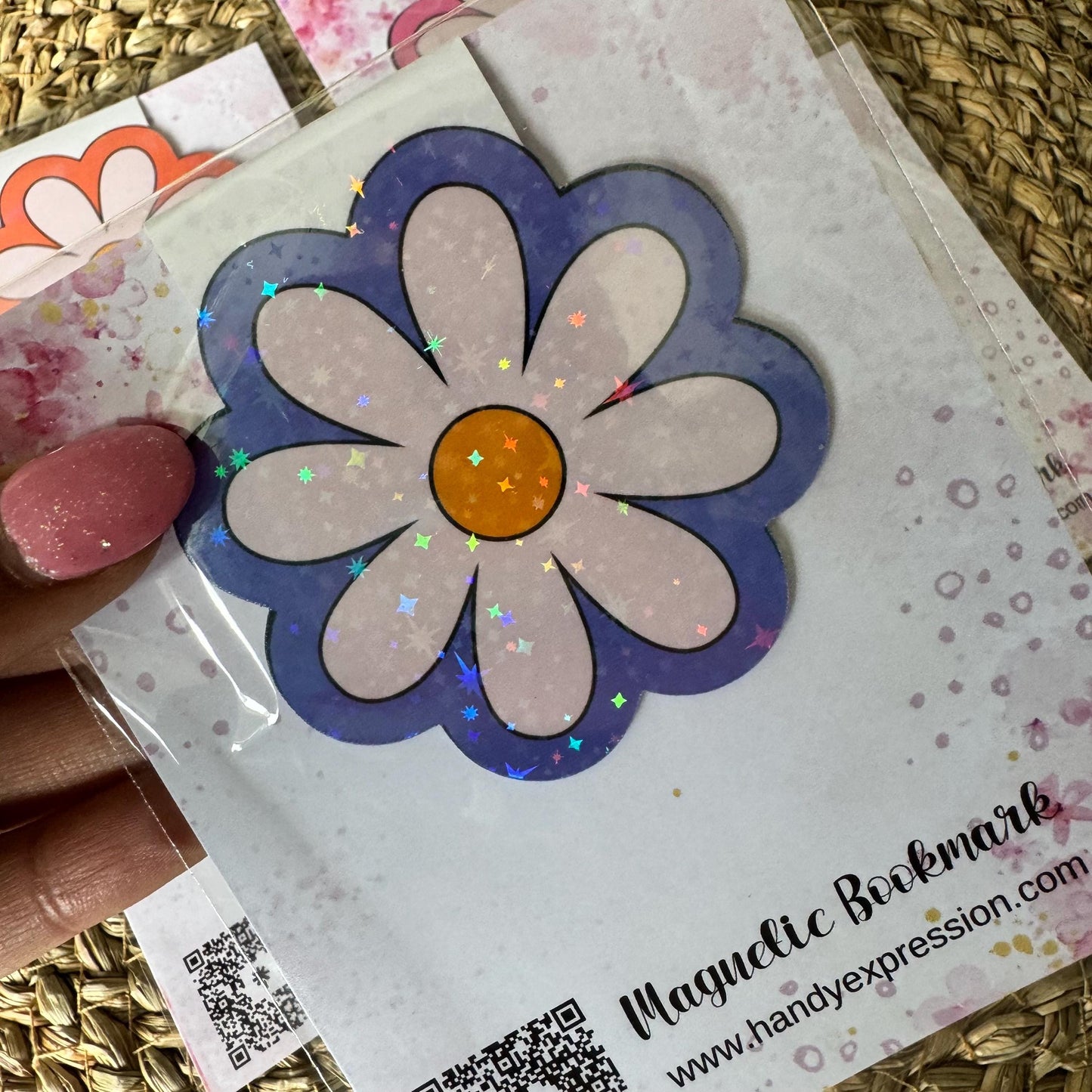 Daisy Flower Holographic laminated Magnetic bookmark for book lovers, Daisy bookmark,Teachers Gift, Bookish Gift, Flower Bookmark,book nerd