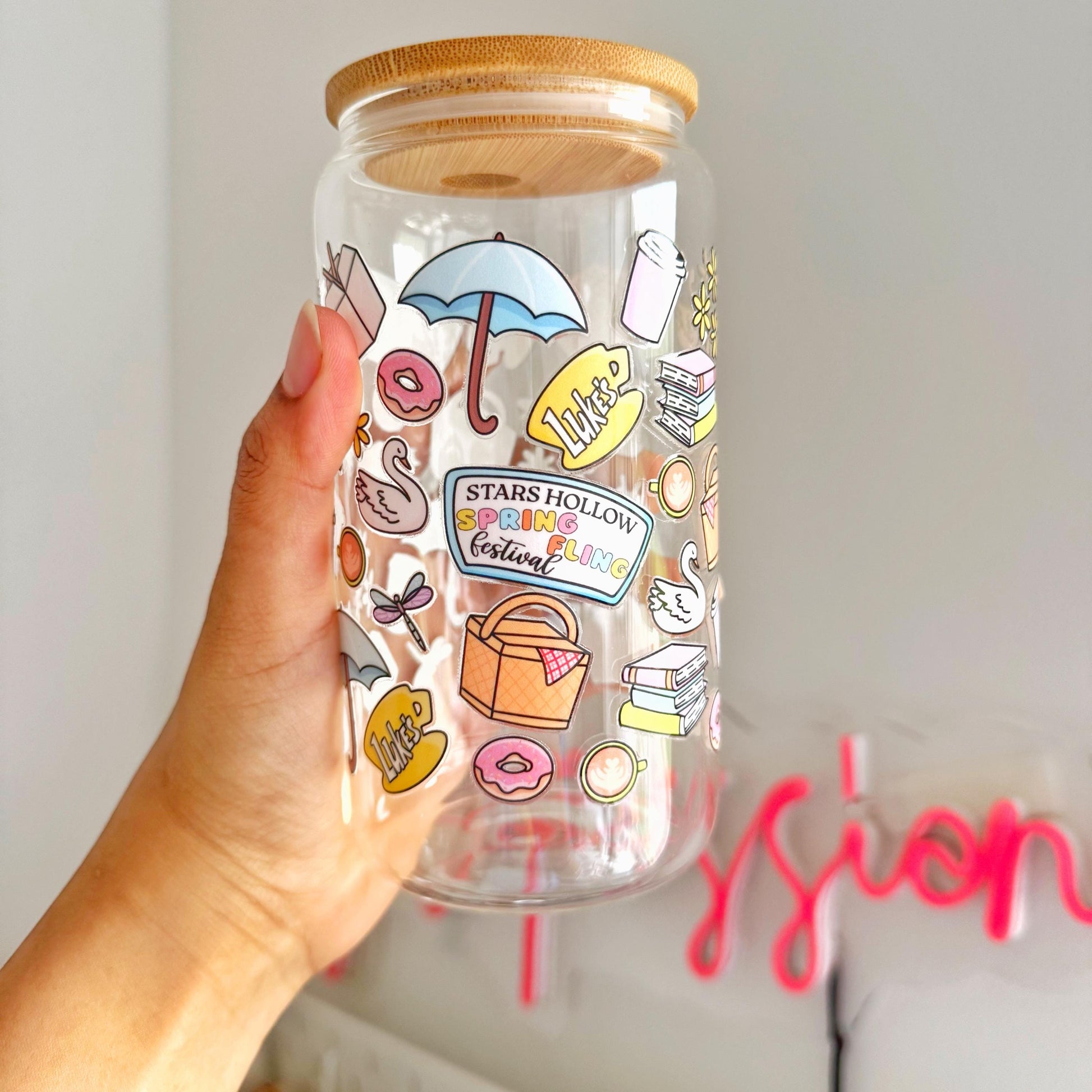 Gilmore girls Stars hollow iced coffee glass with bamboo lid and glass straw, Gilmore girls, gift, Luke’s coffee cup