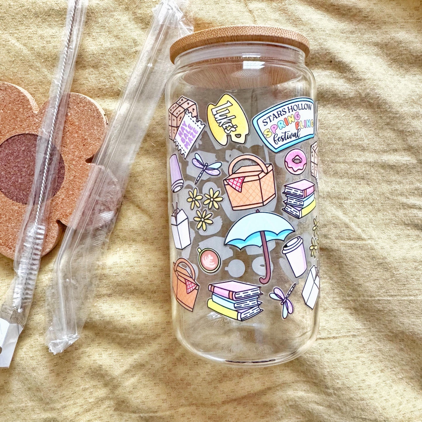 Gilmore girls Stars hollow iced coffee glass with bamboo lid and glass straw, Gilmore girls, gift, Luke’s coffee cup