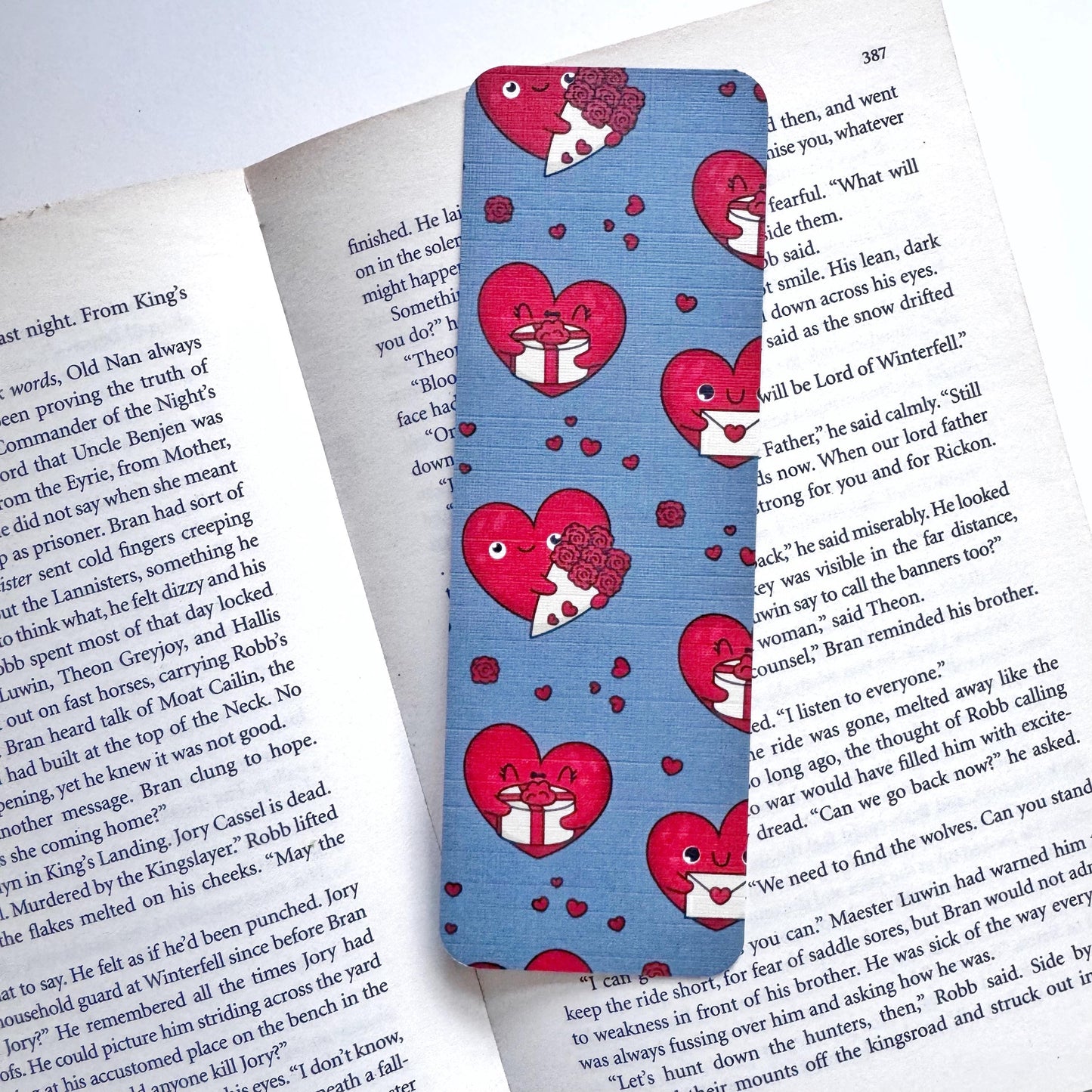 Bookish Heart Reading Books Linen Bookmark – Minimalist Double Sided Bookmark