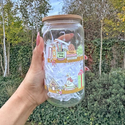Christmas Bookshelf Book Nook Iced coffee Glass Can With Bamboo Lid and Straw