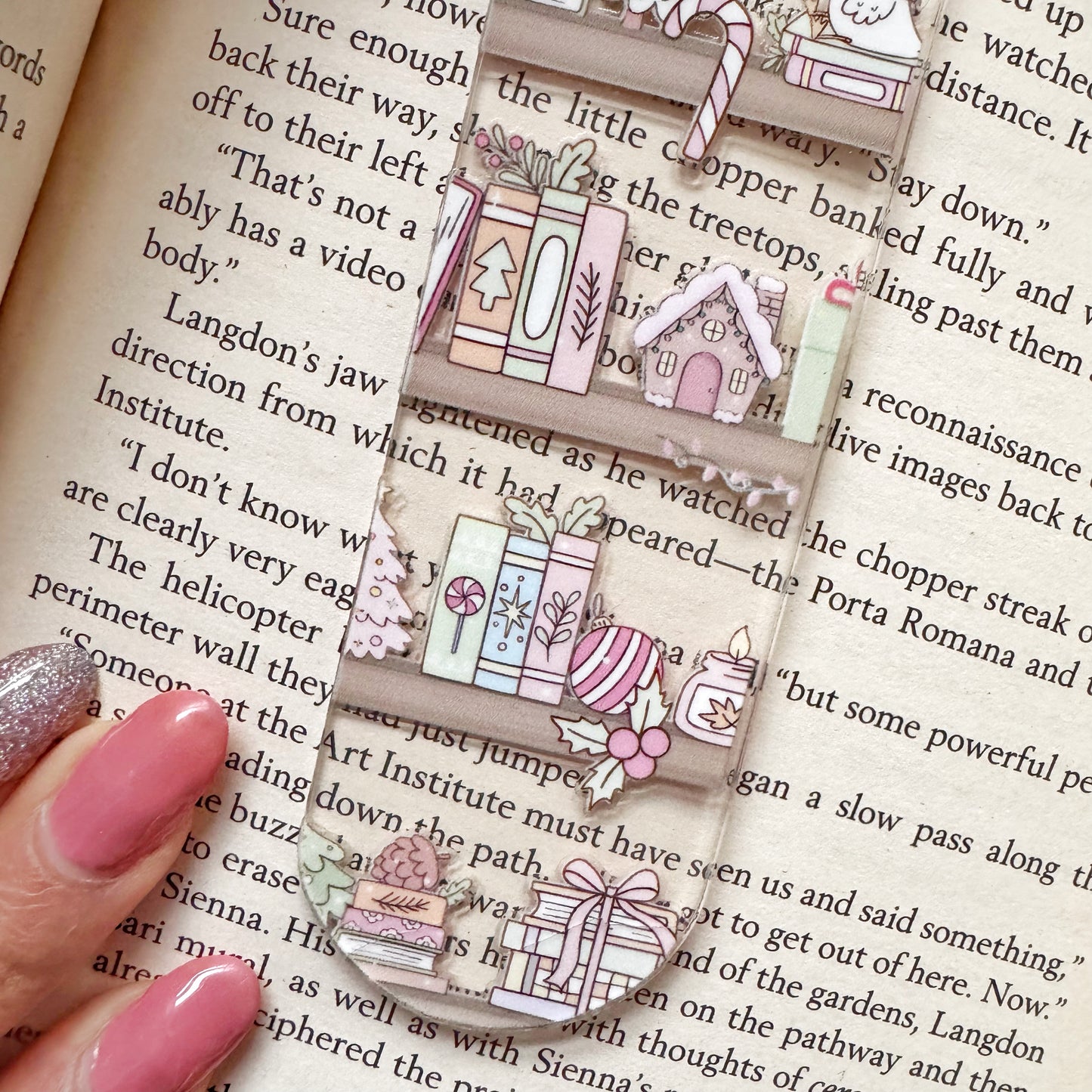Christmas Bookshelf Acrylic Bookmark with beaded String