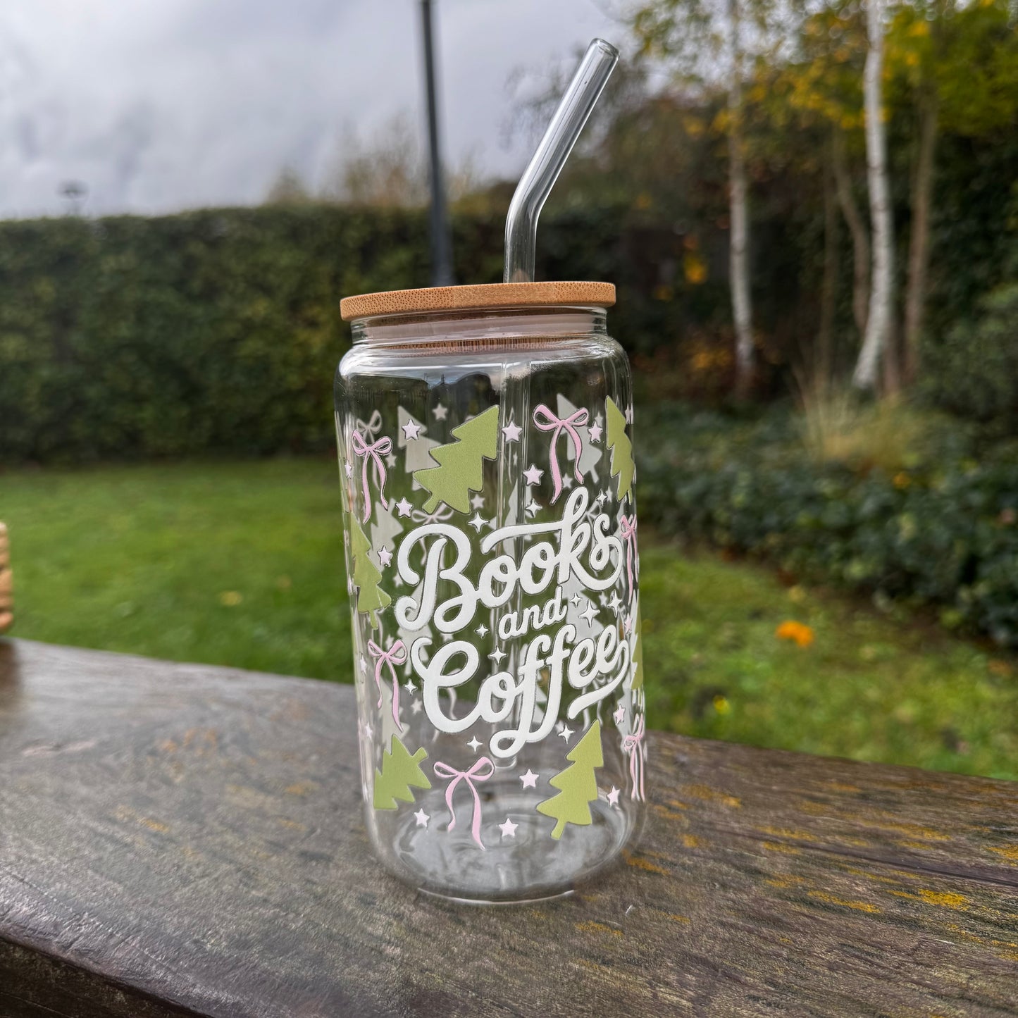 Bows and books iced coffee cup with bamboo lid