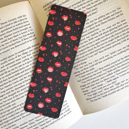 Spicy Lips Linen Bookmark – For Smutty Reads | Double sided linen bookmark
