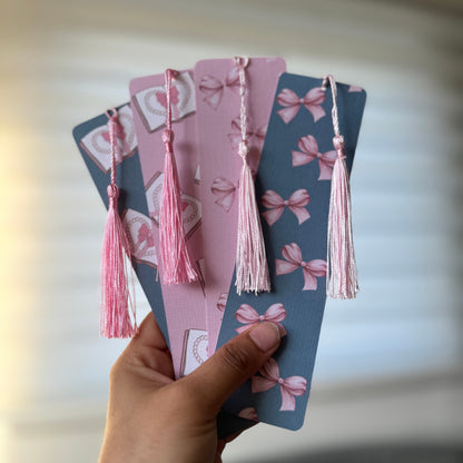 Bow Bookmark for Book Lovers , set of 4 Linen Bookmark, Aesthetic Girly Bookish Bow bookmark, Pink bows bookmark