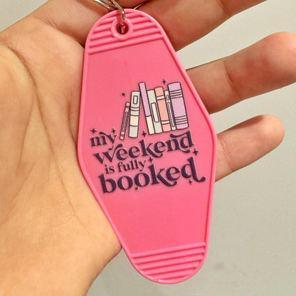 Book lover keychain . My weekend is booked keyring . Motel keyring .Gift for book lover, Bibliophile gift . Bookish Motel Keychain for gift