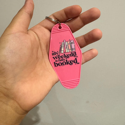 Book lover keychain . My weekend is booked keyring . Motel keyring .Gift for book lover, Bibliophile gift . Bookish Motel Keychain for gift