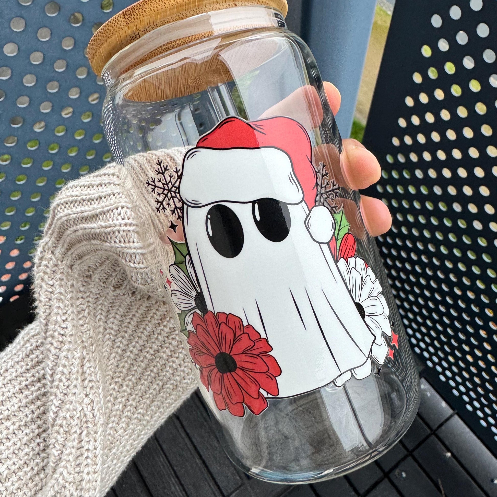 Christmas Santa Ghostie Coffee Can Glass, Christmas flower Beer Can Glass with Bamboo Lid and Glass Straw, Holiday Cup, Secret Santa Gift