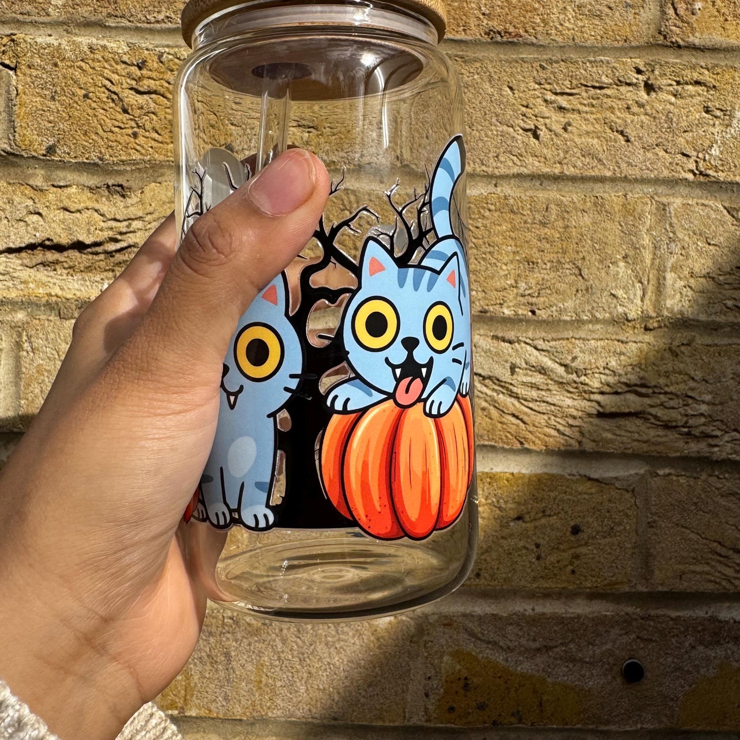 Spooky Cat Pumpkin Can Glass: Iced Coffee Tumbler with Bamboo Lid
