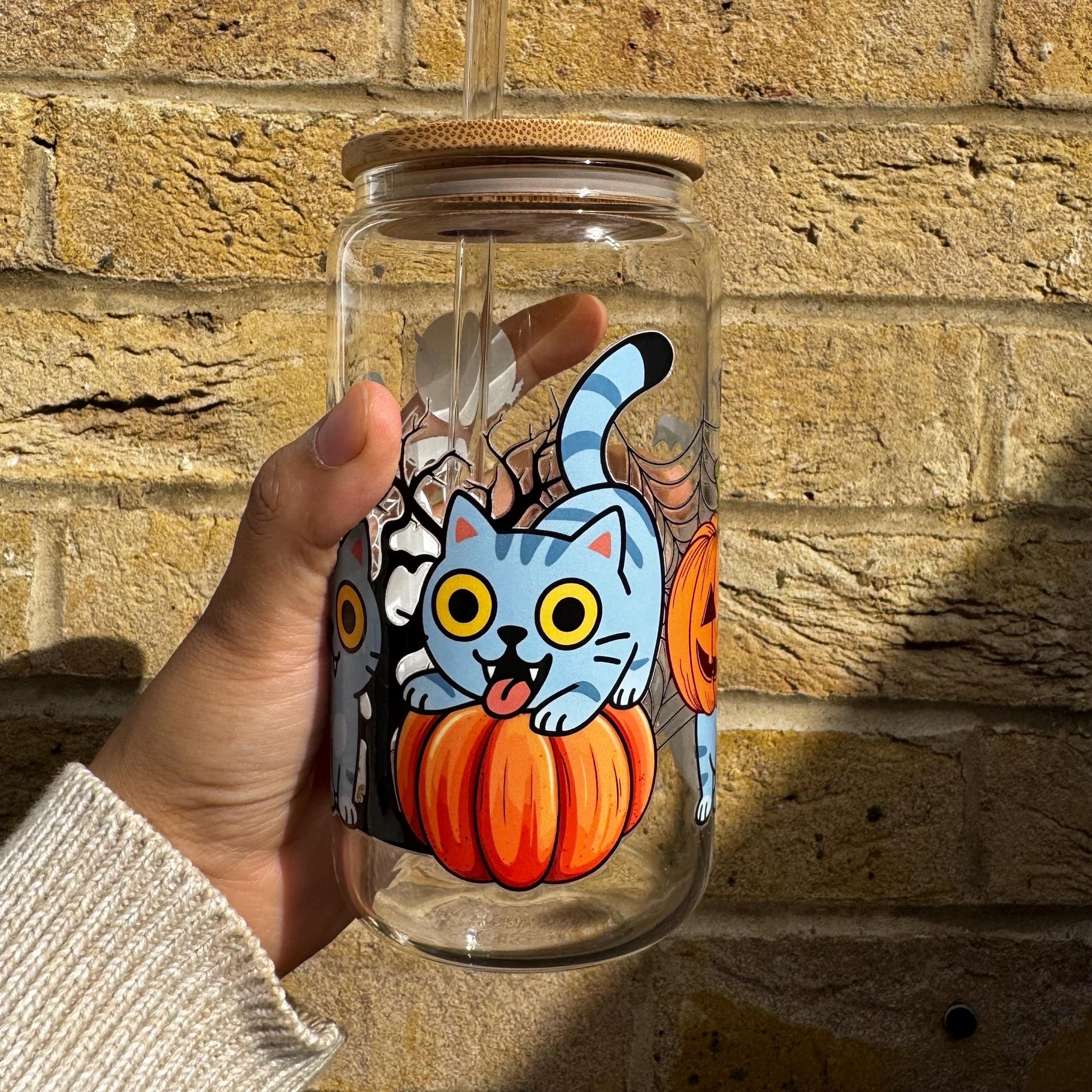 Spooky Cat Pumpkin Can Glass: Iced Coffee Tumbler with Bamboo Lid
