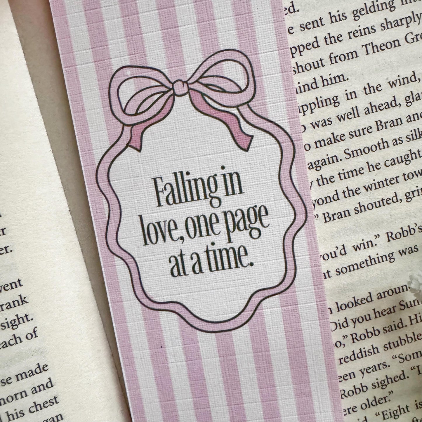 Falling in Love One page at a time : Valentines Bookish Linen Bookmark