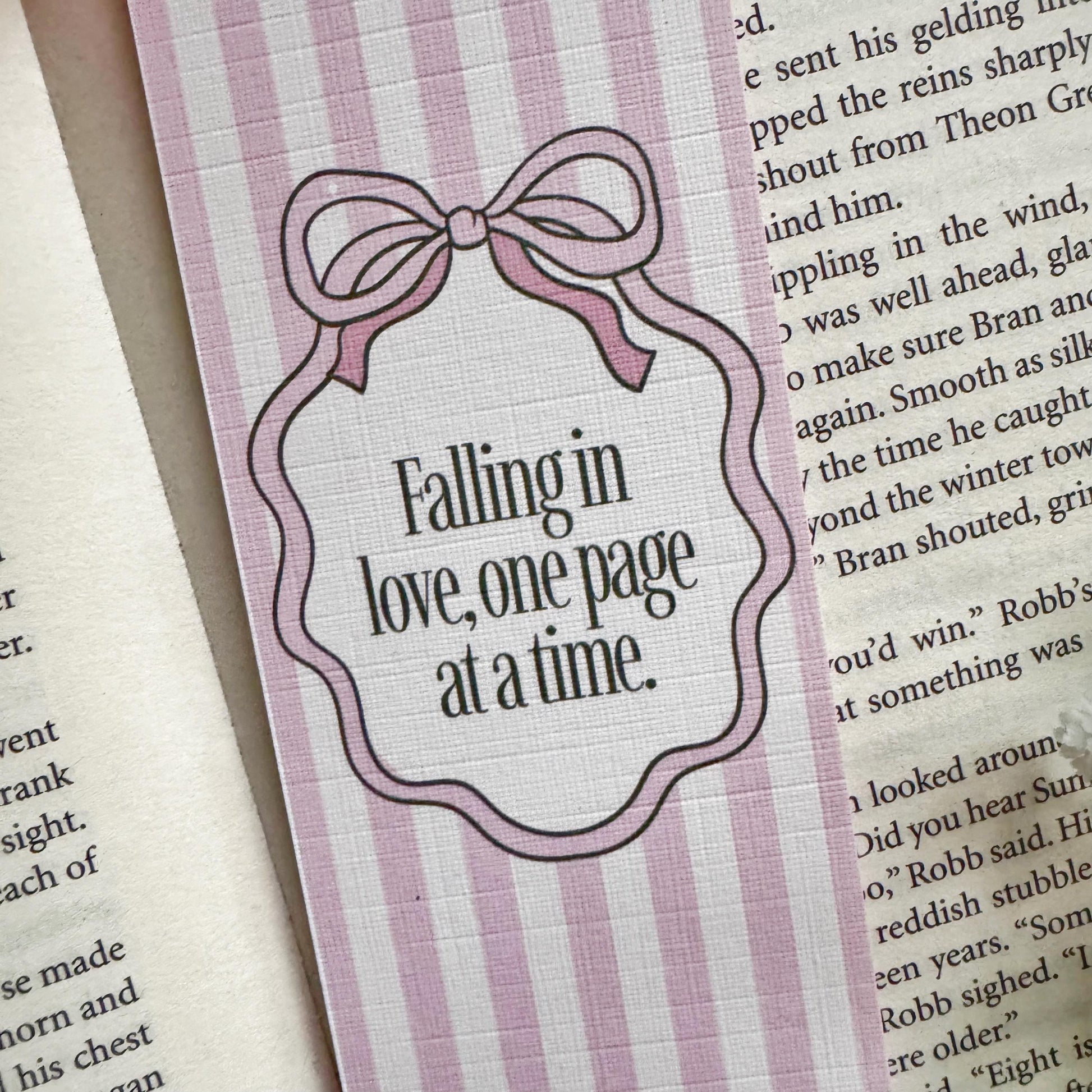 Falling in Love One page at a time : Valentines Bookish Linen Bookmark