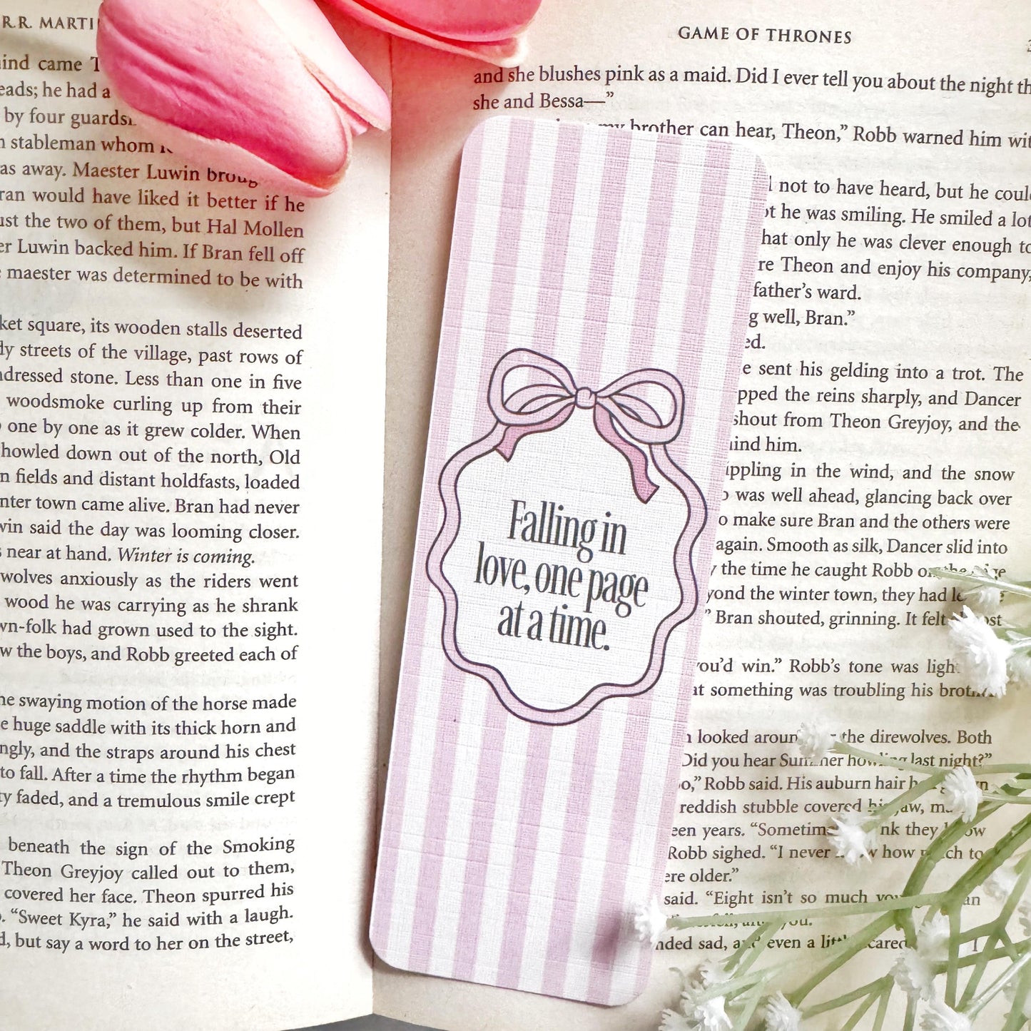Falling in Love One page at a time : Valentines Bookish Linen Bookmark