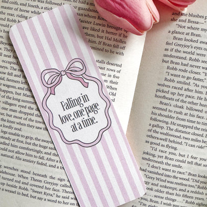 Falling in Love One page at a time : Valentines Bookish Linen Bookmark
