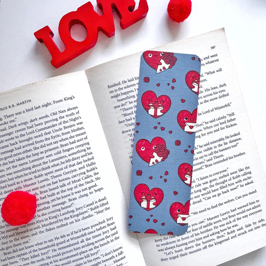Bookish Heart Reading Books Linen Bookmark – Minimalist Double Sided Bookmark