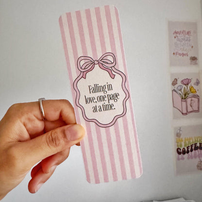 Falling in Love One page at a time : Valentines Bookish Linen Bookmark