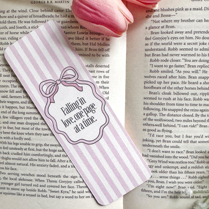 Falling in Love One page at a time : Valentines Bookish Linen Bookmark