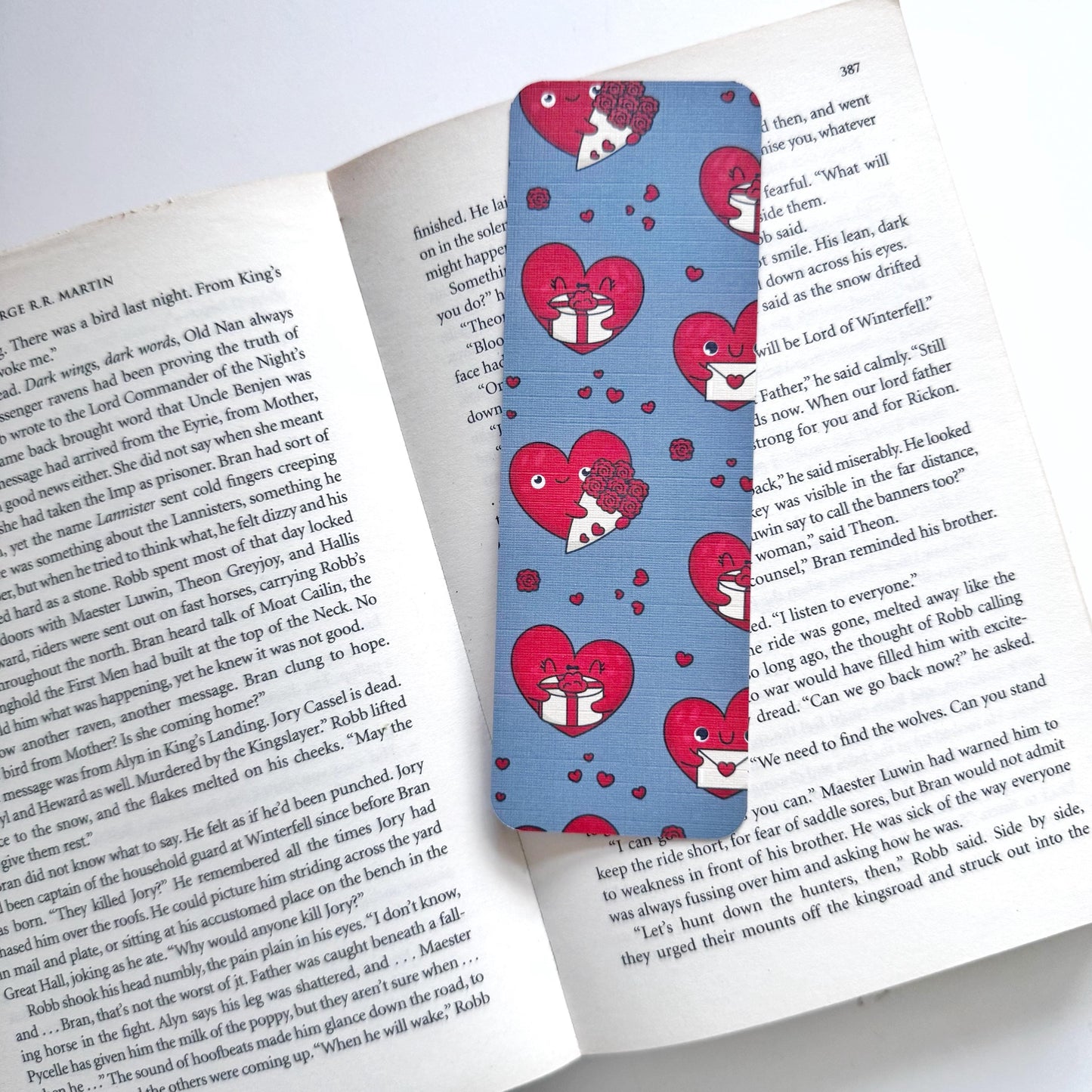 Bookish Heart Reading Books Linen Bookmark – Minimalist Double Sided Bookmark