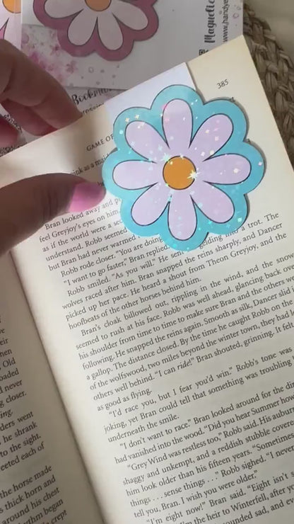 Daisy Flower Holographic laminated Magnetic bookmark for book lovers, Daisy bookmark,Teachers Gift, Bookish Gift, Flower Bookmark,book nerd